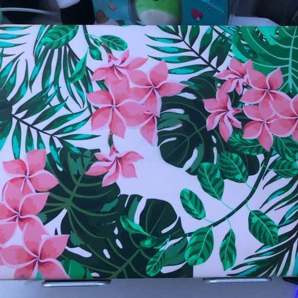 MacBook Pro 2017 - Picture 4 of 5